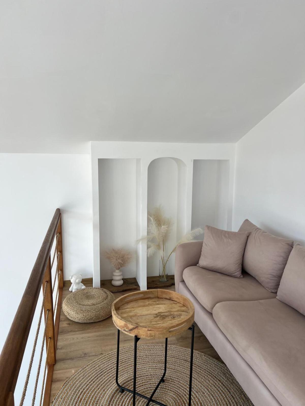 Le Chalet M - Cabana Cu O Panorama De Poveste. Surdesti  Extérieur photo